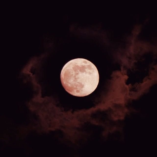mooon
